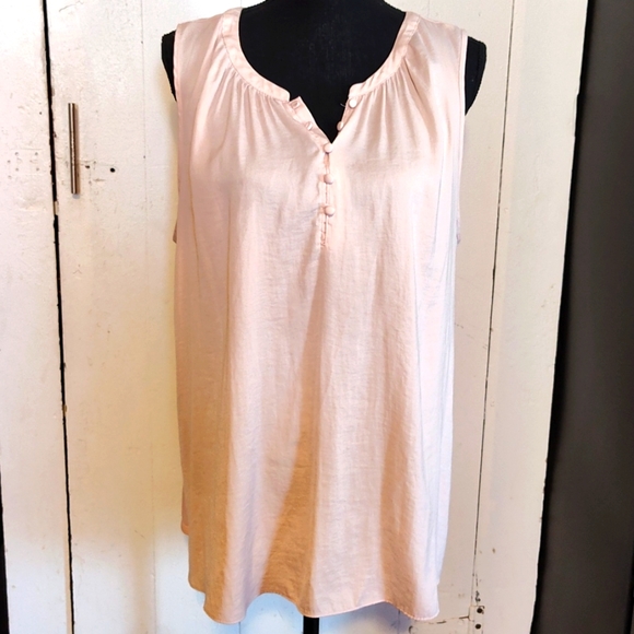 Loft Sleeveless Top - Picture 1 of 4
